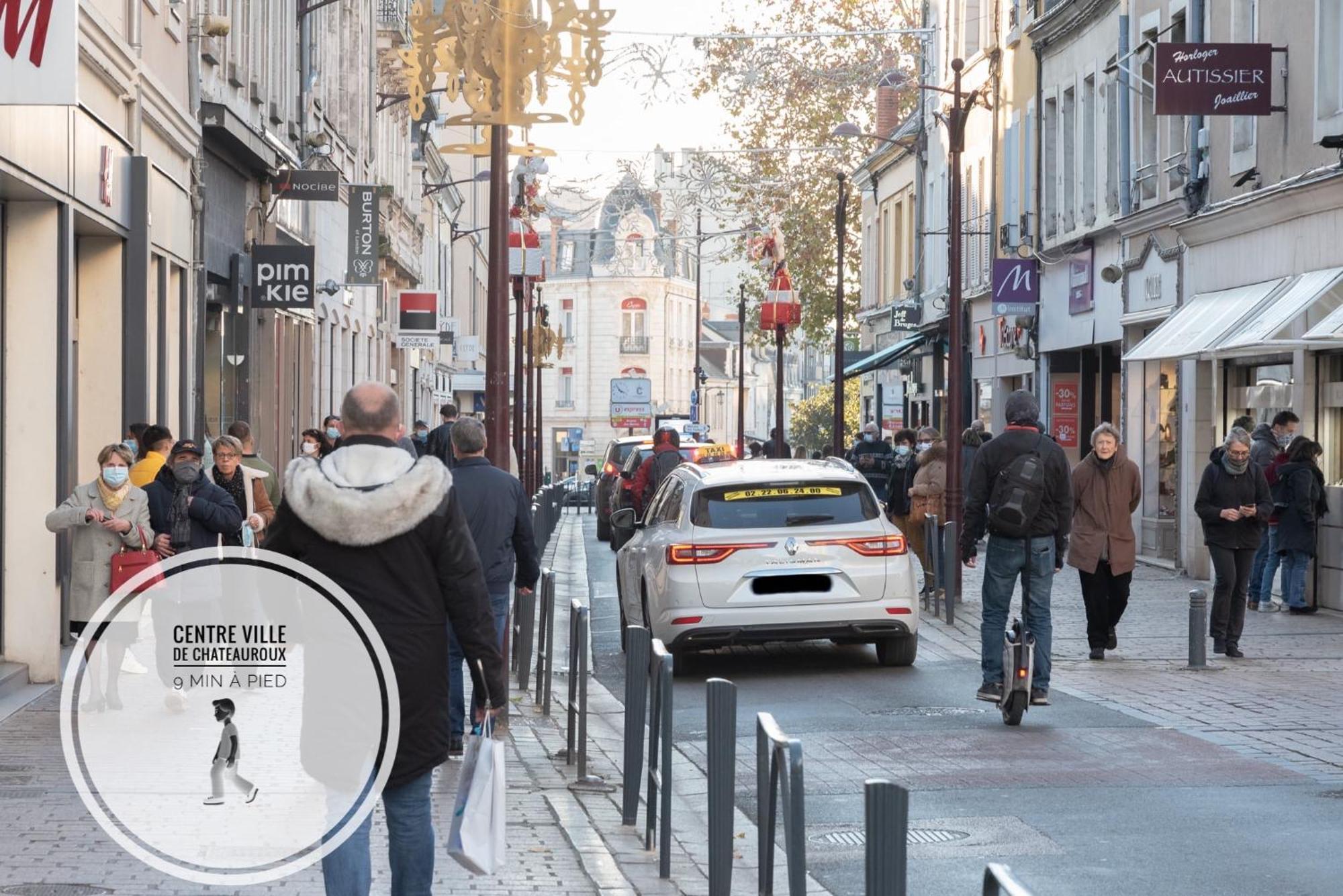 شقة Cote Cour - Gare/Centre, Neuf, Clim Châteauroux المظهر الخارجي الصورة